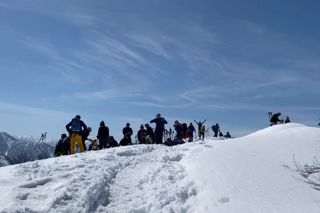 
高落場山山頂