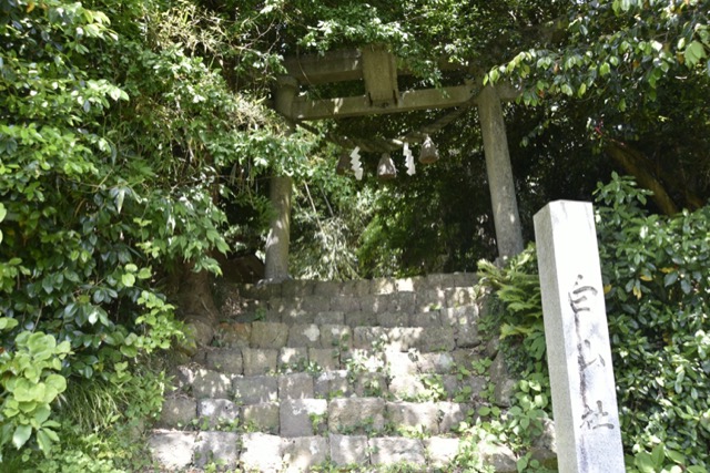 津幡町菩提寺白山社