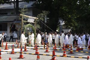 白山比咩神社茅の輪くぐり