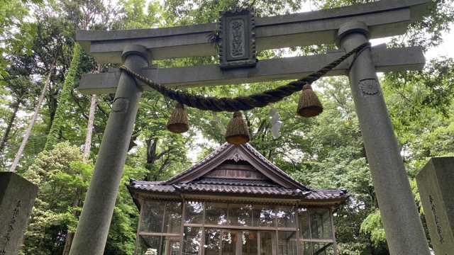 御山神社